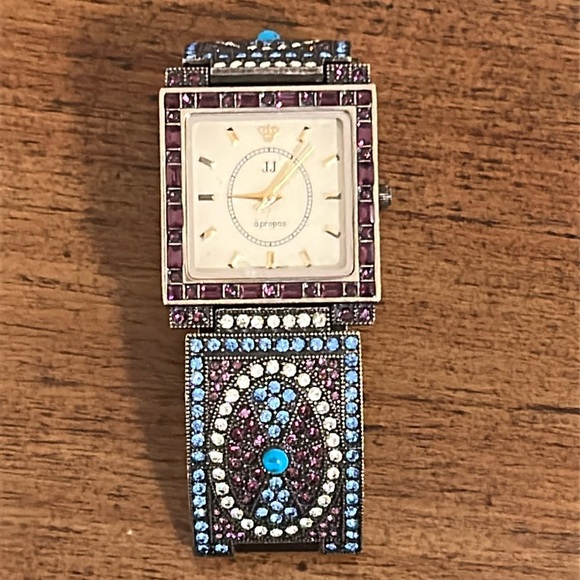 Jules Jurgensen Brass Tone Ladies Rhinestone Jeweled Bracelet Watch NEW BATTERY - Picture 16 of 17